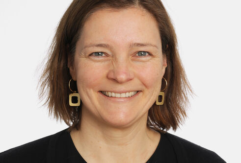 Portrait photo of Esther Sammler
