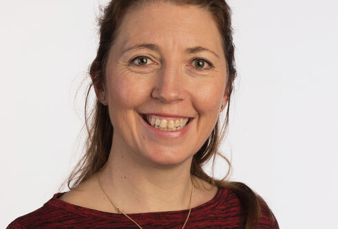 Portrait photo of Kim Dale