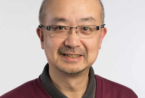 Portrait photo of Tomo Tanaka
