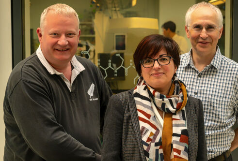 left to right, Professor Kevin Read, Dr Beatriz Baragaña and Professor Ian Gilbert