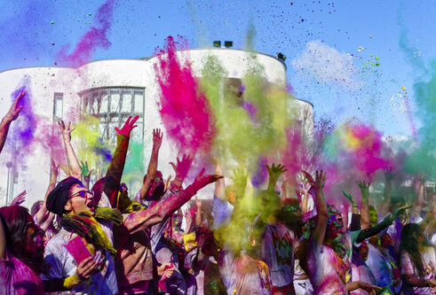 HoliByMolarge