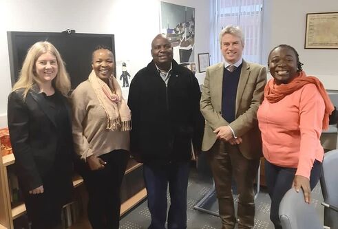 Fellows meet with Professors van Blerk and Fyffe
