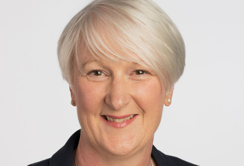 Pic of Dr Jacqui Morris