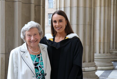 Pic of Muriel and Cara Duncan outside the Caird Hall