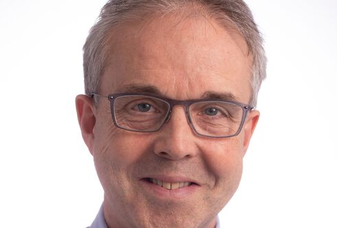 Pic of Prof Blair Smith