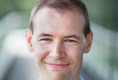 Pic of Dr James Cantley