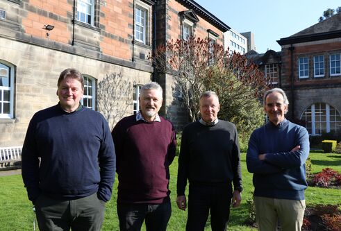Pic pf the UNLEASH team in Geddes Quad