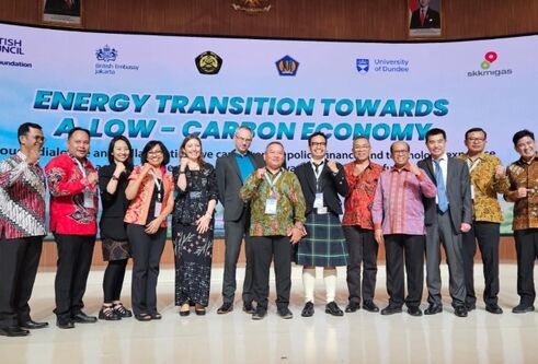 UoD Staff and alumni attendees at the Indonesian Public Lecture