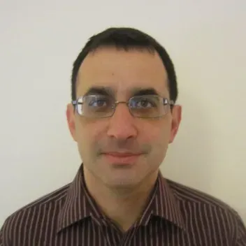 Portrait photo of Elad Katz