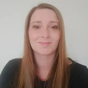 Portrait photo of Vicky Lambert