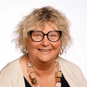 Linda Jones