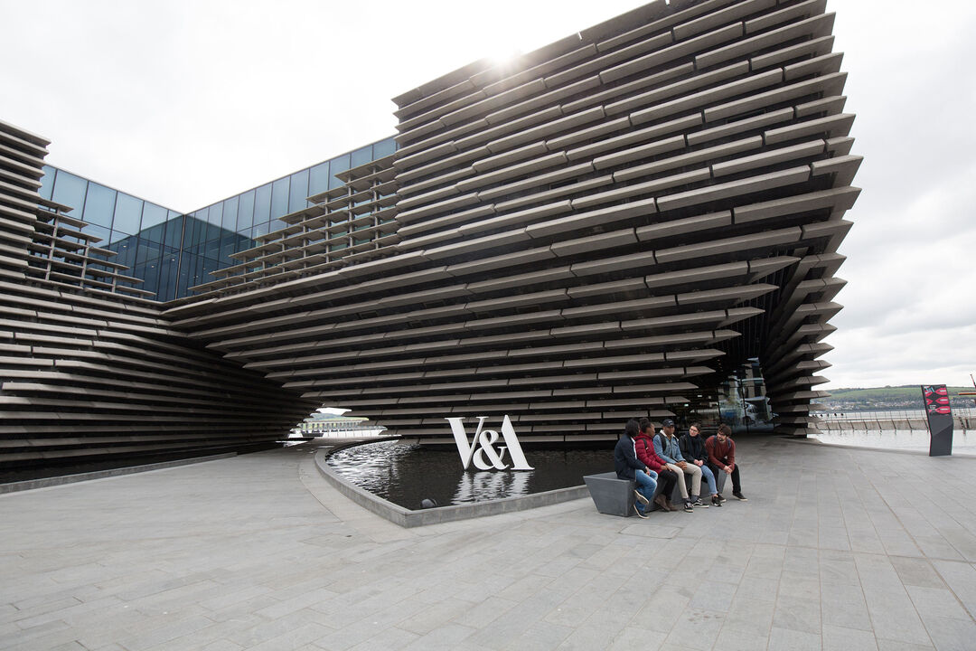 Students outside the V&A Dundee