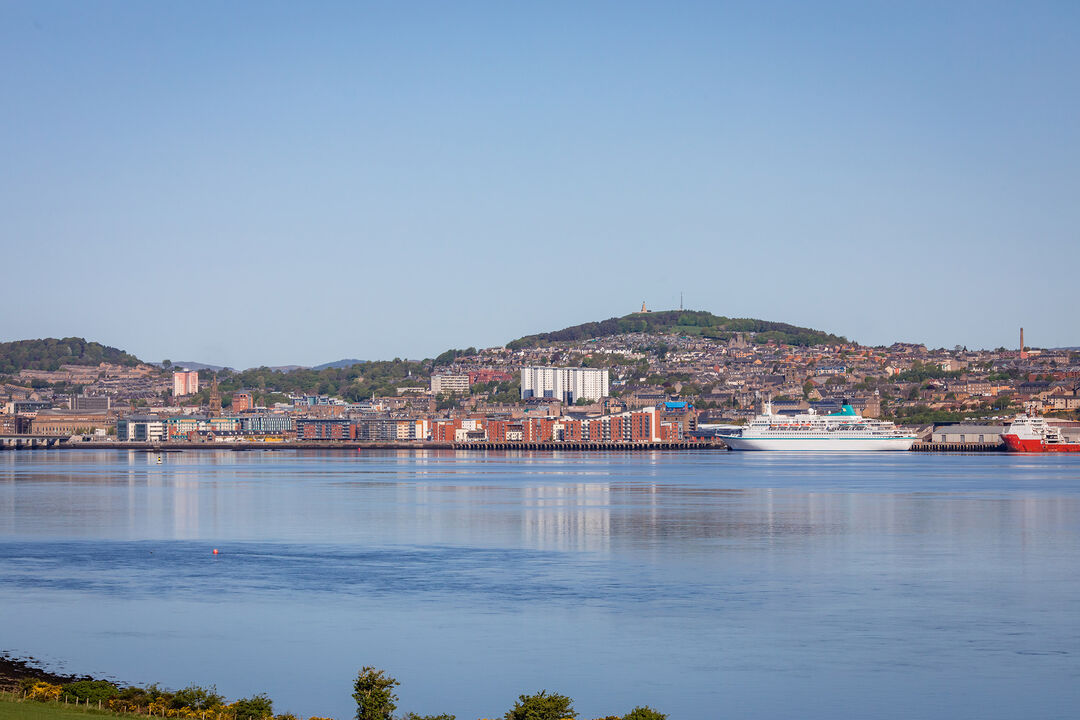 Dundee and the River Tay